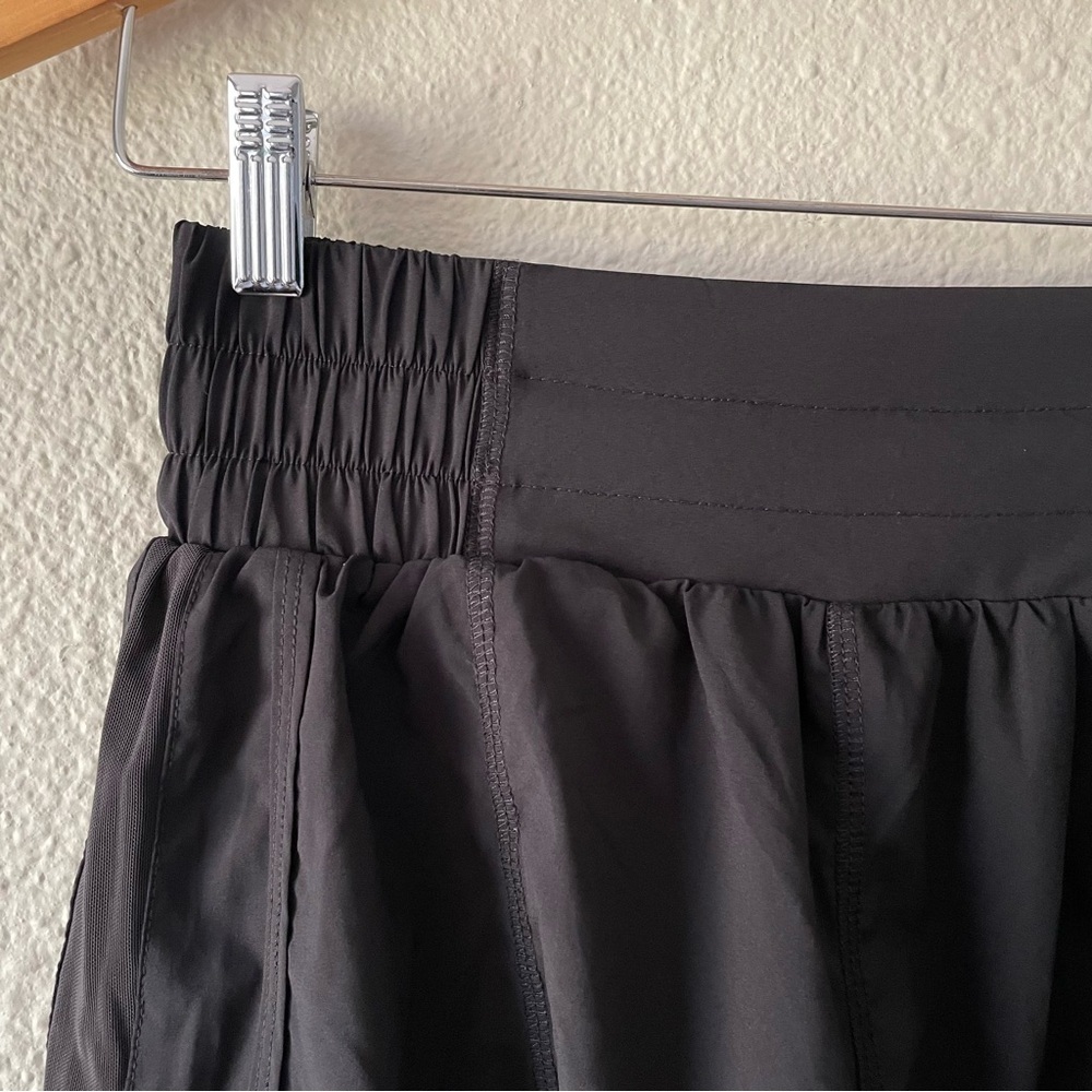 NWOT Balance Athletica Vitality Breeze Shorts Women’s XS Black Track Thong Liner - Picture 4 of 12
